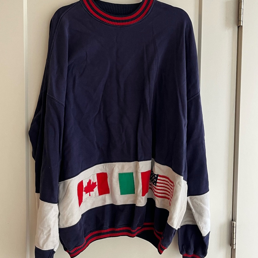 Mondetta Sweater